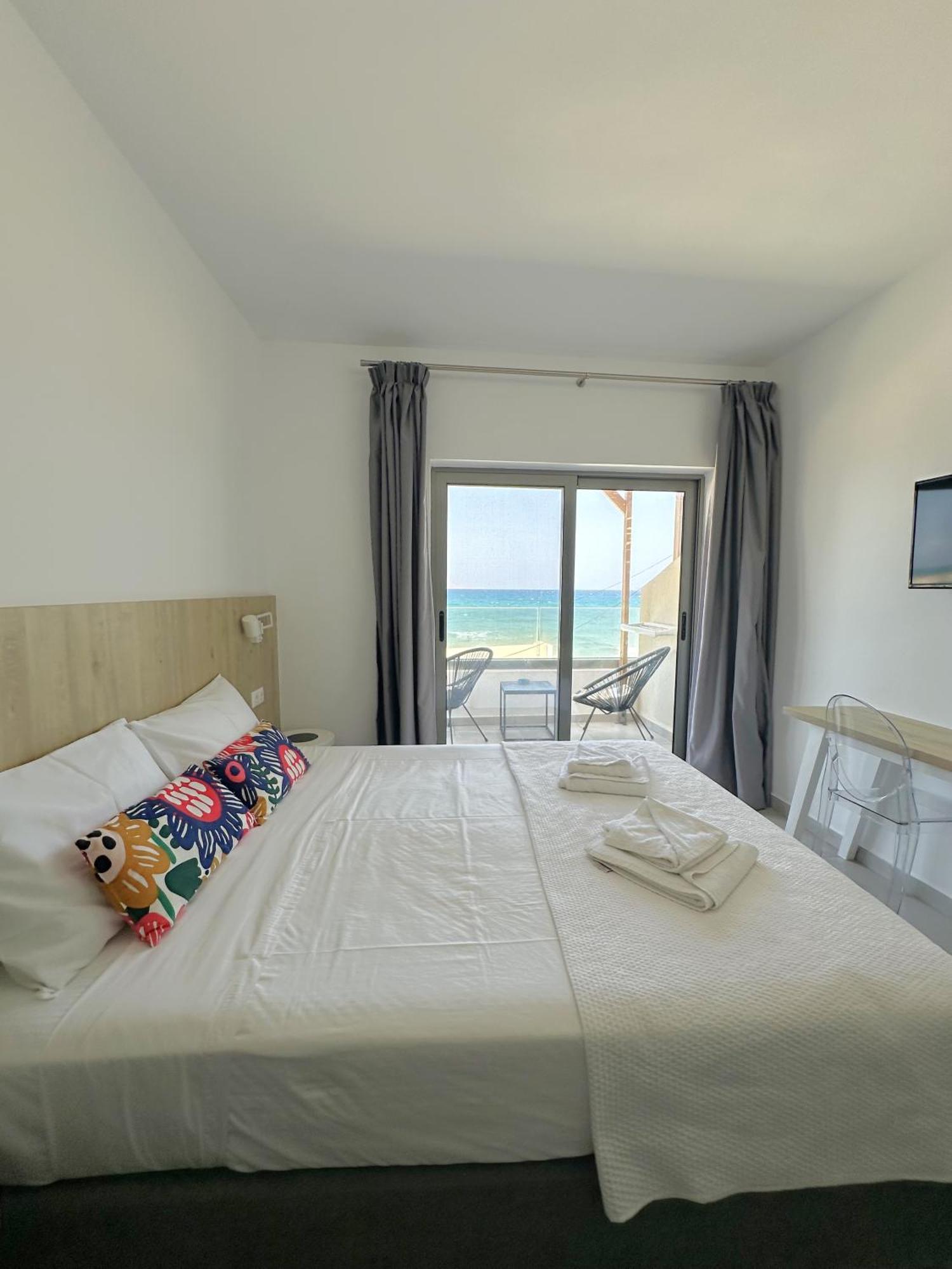 Anfi Suites ゴウヴァイ 部屋 写真